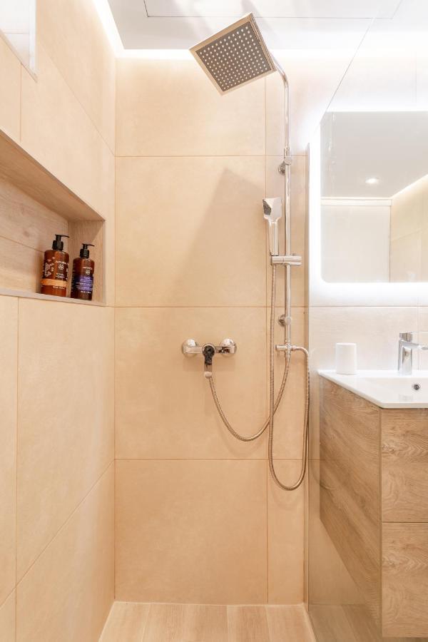 Del Mar Luxury Apartment 30M From The Beach Pórto Ráfti Exteriér fotografie