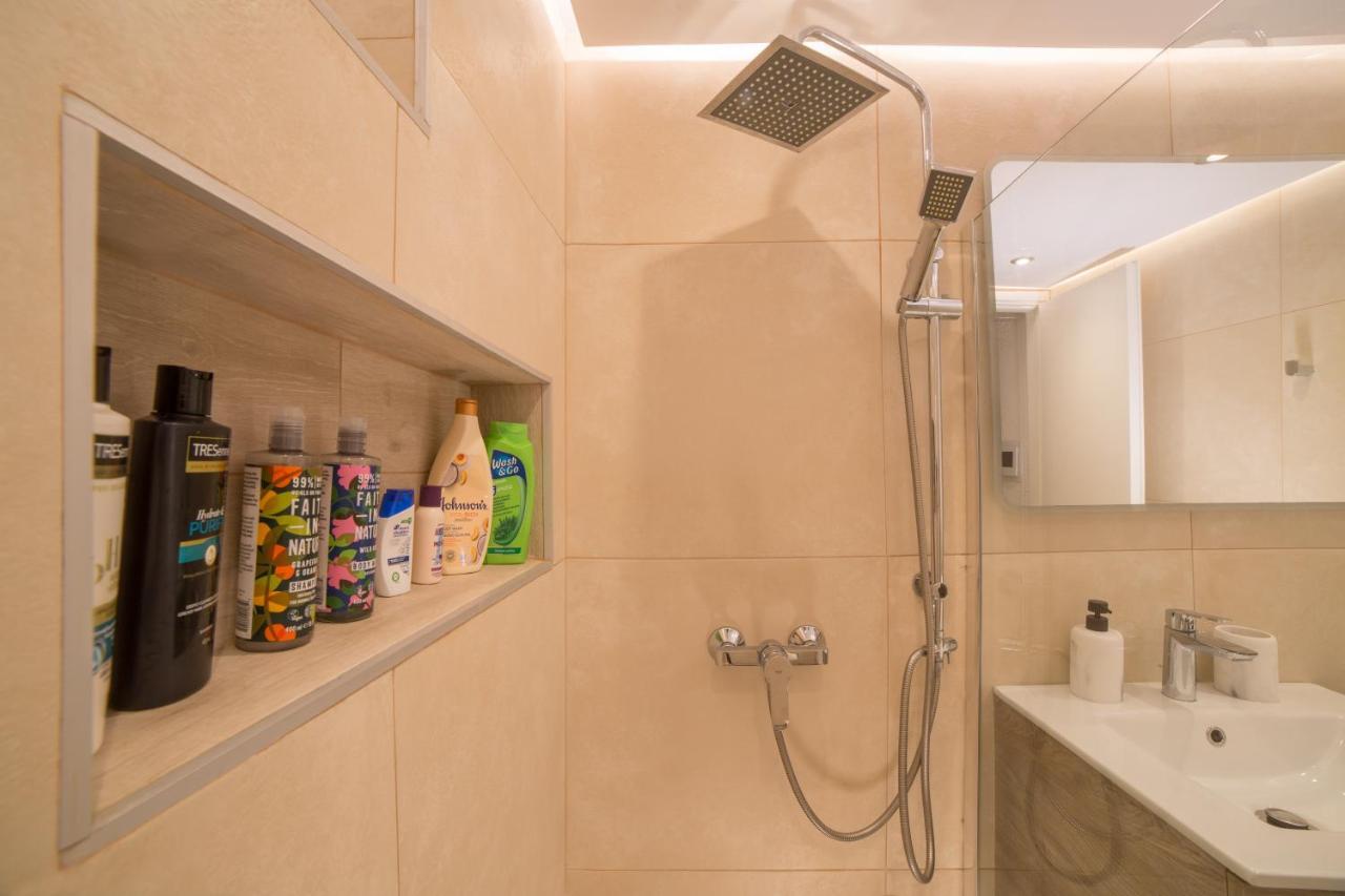 Del Mar Luxury Apartment 30M From The Beach Pórto Ráfti Exteriér fotografie